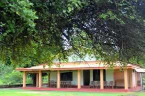 Hotels in Pahala Maragahawewa
